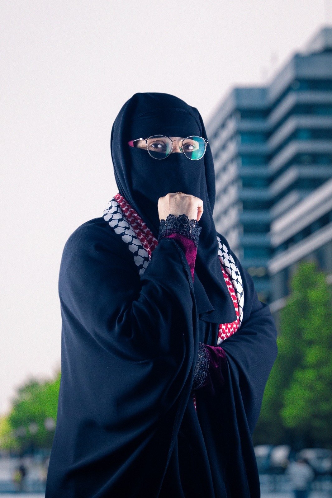 تغريد سنقرط